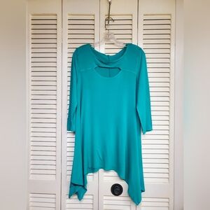 Teal Asymmetrical Hem Women's Top Size Medium